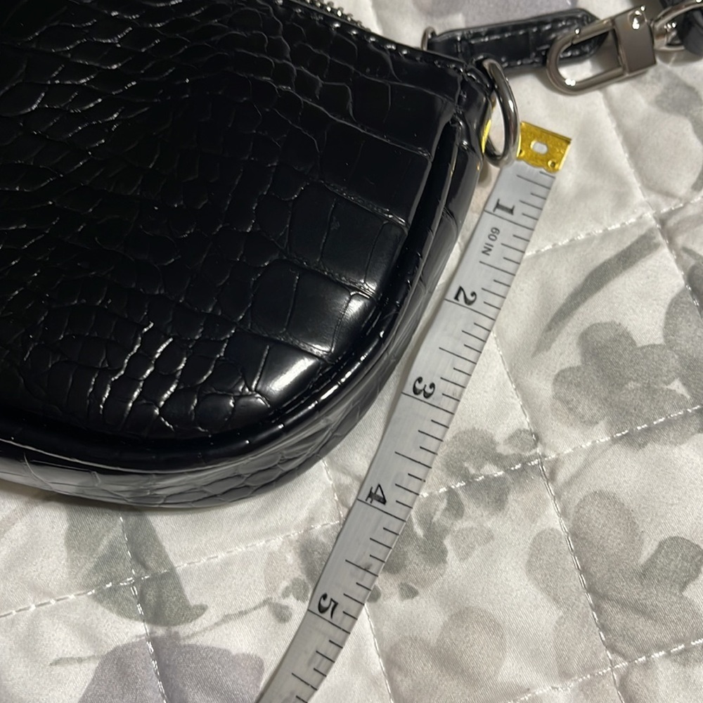 New Black crossbody bag - Picture 5 of 7